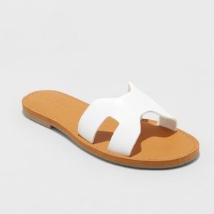 Universal Thread Jenny Slide White Sandals
